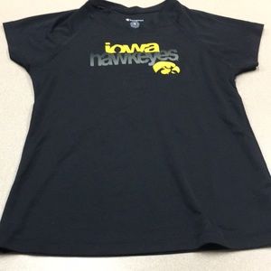 Women’s Iowa Hawkeyes college V neck tee